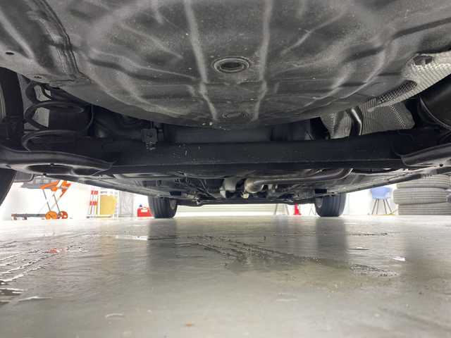 日産 ノート e－パワー メダリスト 福島県 2019(平31)年 1.9万km ブリリアントシルバー /禁煙車//アラウンドビューモニター//デジタルインナーミラー//社外７型ナビ/CD・DVD・BT・MSV・フルセグTV//レーダークルーズコントロール//ハーフレザーシート//オートハイビーム//クリアランスソナー//ステアリングリモコン//ＥＴＣ//ＬＥＤ//前後ドライブレコーダー//エマージェンシーブレーキ//フォグライト//コーナーポール//スペアキー