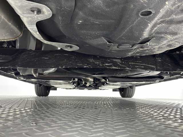 日産 ノート X 神奈川県 2024(令6)年 0.5万km ダークメタルグレー 純正9型ディスプレイオーディオ/AM FM AndroidAuto AppleCarPlay Bluetooth/アラウンドビューモニター/ブラインドスポットモニター/車線逸脱警報/後側方車両検知警報/エマージェンシーブレーキ/速度標識表示/標識検知支援/駐車支援/後退時車両検知警報/ふらつき警報/前席シートヒーター/ステアリングヒーター/ステアリングリモコン/純正ドライブレコーダー/ビルトインETC/フロアマット/LEDヘッドライト/オートライト/オートマチックハイビーム/インテリジェントキー/スペアキー