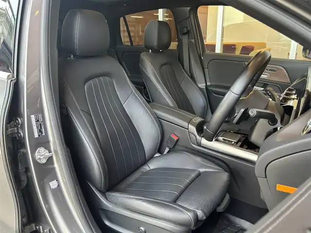 メルセデス・ベンツ ＧＬＡ２００ｄ 4マチック 宮城県 2020(令2)年 5.1万km マウンテングレー ワンオーナー/レザーエクスクルーシブパッケージ/アドバンスドパッケージ/ナビゲーションパッケージ/レーダーセーフティパッケージ/パノラミックスライディングルーフ/フルセグTV/360°カメラシステム/ヘッドアップディスプレイ/ブラックレザーシート/メモリ機能付きパワーシート/シートヒーター/LEDヘッドライト/オートライト/アンビエントライト/ドライブレコーダー(フロント)/純正18インチAW/キーレスゴー/パワーバックドア