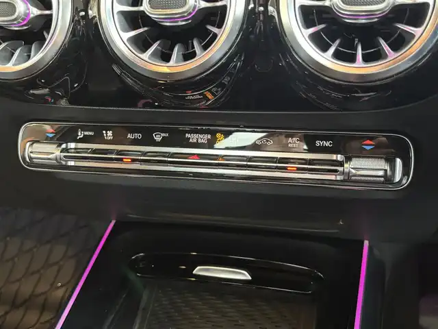 メルセデス・ベンツ ＧＬＡ２００ｄ 4マチック 宮城県 2020(令2)年 5.1万km マウンテングレー ワンオーナー/レザーエクスクルーシブパッケージ/アドバンスドパッケージ/ナビゲーションパッケージ/レーダーセーフティパッケージ/パノラミックスライディングルーフ/フルセグTV/360°カメラシステム/ヘッドアップディスプレイ/ブラックレザーシート/メモリ機能付きパワーシート/シートヒーター/LEDヘッドライト/オートライト/アンビエントライト/ドライブレコーダー(フロント)/純正18インチAW/キーレスゴー/パワーバックドア