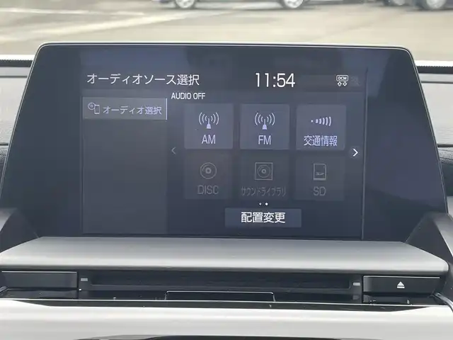 トヨタ クラウン ハイブリッド S Cパッケージ 愛媛県 2019(平31)年 9.5万km ホワイトパールクリスタルシャイン 純正ナビ（Bluetooth/フルセグTV/メモリナビ）/USB/ETC/バックカメラ/AUX接続可能/純正フロアマット/パワーシート/シートヒーター/ステアリングヒーター/バドルシフト/純正アルミホイール/前後コーナーセンサー/クルーズコントロール/LEDヘッドライト/ABS/横滑り防止装置/レーンキープアシスト/盗難防止装置/オートマチックハイビーム/衝突被害軽減システム