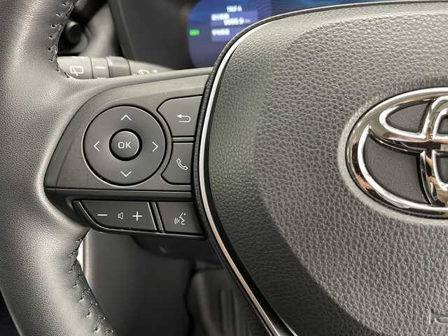 トヨタ ＲＡＶ４ G 長野県 2023(令5)年 4.5万km アティチュードブラックマイカ 4WD/純正メモリナビ&フルセグTV&USB&BT/トヨタセーフティセンス/アダプティブクルーズコントロール/レーントレーシングアシスト/プリクラッシュセーフティ/クリアランスソナー/リアクロストラフィックアラート/ブラインドスポットモニター/パーキングサポートブレーキ/オートマチックハイビーム/パワーバックドア/レザーシート/前席エアシート/前席シートヒーター/運転席パワーシート/運転席シートメモリ/ステアリングスイッチ/ステアリングヒーター/サイド・バックカメラ/ビルトインETC2.0/LEDヘッドライト/オートライト/フロントフォグランプ/電動格納ミラー/ウィンカーミラー/電動ホールド/オートホールド/純正18インチAW装着/社外フロアマット/純正ドアバイザー/プッシュスタート/スマートキー/スペアキー1本