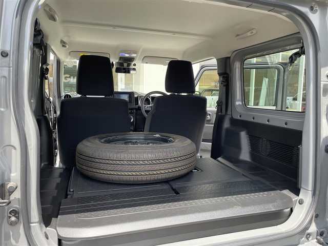 スズキ ジムニー XC 石川県 2022(令4)年 4.2万km ミディアムグレー 4WD/社外メモリーナビ/社外CD/DVD/フルセグTV/LEDヘッドライト/リフトアップ/スマートキー/プッシュスタート/電動ミラー/クルーズコントロール/社外バンパー/シートヒーター