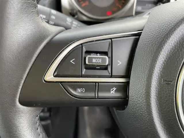 スズキ ジムニー XC 石川県 2022(令4)年 4.2万km ミディアムグレー 4WD/社外メモリーナビ/社外CD/DVD/フルセグTV/LEDヘッドライト/リフトアップ/スマートキー/プッシュスタート/電動ミラー/クルーズコントロール/社外バンパー/シートヒーター