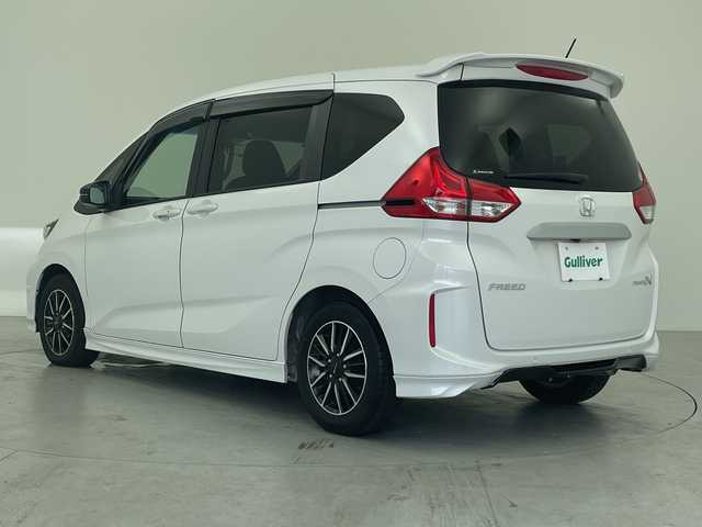 ホンダ フリード モデューロX ホンダセンシング 愛知県 2020(令2)年 3.9万km プラチナホワイトパール 純正9型ナビ/・Bluetooth/・CD/DVD/・フルセグテレビ/・SD音楽録音/バックカメラ/両側パワースライドドア/衝突軽減ブレーキ/レーンキープアシスト/前後コーナーセンサー/レーダークルーズコントロール/前方ドライブレコーダー/ETC/LEDヘッドライト