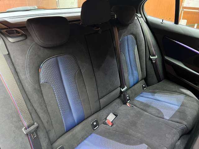 ＢＭＷ ＢＭＷ １１８ｄ Mスポーツ 千葉県 2020(令2)年 3.2万km サファイアブラックP コンフォートＰＫＧ　/ＡＣＣ　/ナビ　/Ｂｌｕｅｔｏｏｔｈ接続　/バックカメラ　/パーキングアシスト　/オートマチックテールゲート　/ＬＥＤヘッドライト　/ＥＴＣ　/衝突軽減Ｂ　/ＢＳＭ　/ＬＫＡ　/コンフォートアクセス