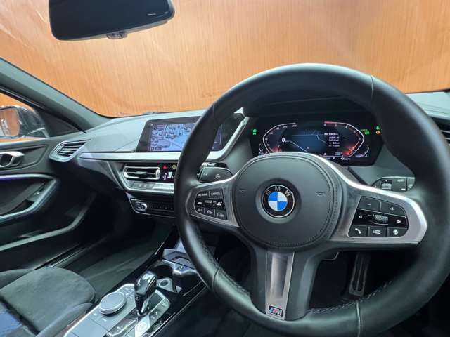 ＢＭＷ ＢＭＷ １１８ｄ Mスポーツ 千葉県 2020(令2)年 3.2万km サファイアブラックP コンフォートＰＫＧ　/ＡＣＣ　/ナビ　/Ｂｌｕｅｔｏｏｔｈ接続　/バックカメラ　/パーキングアシスト　/オートマチックテールゲート　/ＬＥＤヘッドライト　/ＥＴＣ　/衝突軽減Ｂ　/ＢＳＭ　/ＬＫＡ　/コンフォートアクセス