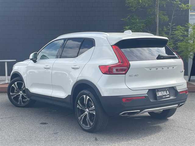 ボルボ ＸＣ４０ T4 AWD インスクリプション 滋賀県 2020(令2)年 3.7万km クリスタルホワイトP harman/kardonサラウンド/ワイヤレスチャージ/インテリセーフ/・CitySafety/・ACC/・BLIS/・LKA/・CTA/・LCMA/・パーキングアシストパイロット/純正HDDナビ/フルセグTV/USB/Bluetooth/360°カメラ/LEDヘッドライト/本革シート/・全席シートヒーター/・前席パワーシート/パワーテールゲート