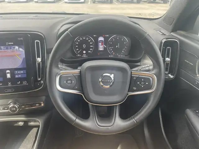 ボルボ ＸＣ４０ T4 AWD インスクリプション 滋賀県 2020(令2)年 3.7万km クリスタルホワイトP harman/kardonサラウンド/ワイヤレスチャージ/インテリセーフ/・CitySafety/・ACC/・BLIS/・LKA/・CTA/・LCMA/・パーキングアシストパイロット/純正HDDナビ/フルセグTV/USB/Bluetooth/360°カメラ/LEDヘッドライト/本革シート/・全席シートヒーター/・前席パワーシート/パワーテールゲート