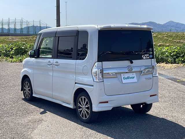 ダイハツ タント カスタム X トップED SAⅡ 新潟県 2015(平27)年 9.4万km パールホワイトⅢ 4WD/純正SDナビ( NSZN-W65D)/CD/DVD/BT/フルセグテレビ/SDミュージックサーバー/バックカメラ/ETC/衝突被害軽減ブレーキ/レーンキープアシスト/片側パワースライドドア/ベンチシート/革調シートカバー/ステアリングスイッチ/スマートキー/プッシュスタート/LEDヘッドライト/オートライト/フォグランプ/純正14インチアルミホイール