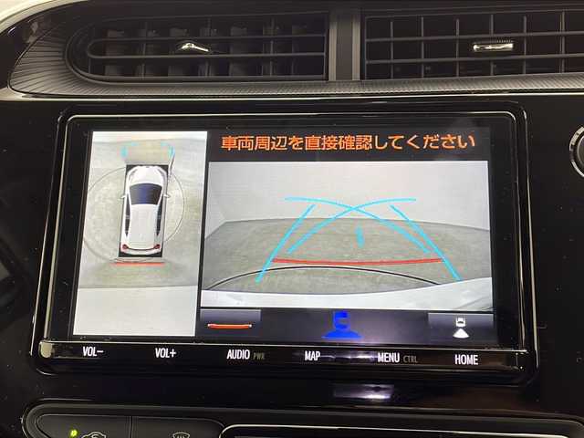 トヨタ アクア S スタイルブラック 三重県 2020(令2)年 5.6万km ホワイトパールクリスタルシャイン 禁煙車/トヨタセーフティセンス/・プリクラッシュセーフティ/・LDA/・オートマチックハイビーム/・先行車発進告知/クリアランスソナー/純正９型ナビ/・フルセグTV/CD/DVD/Bluetooth/SD/音楽録音/パノラミックビューモニター/ステアリングスイッチ/オートライト/LEDヘッドライト/フォグランプ/スマートキー＆プッシュスタート/スペアキー/前後ドライブレコーダー/ETC/ドアバイザー