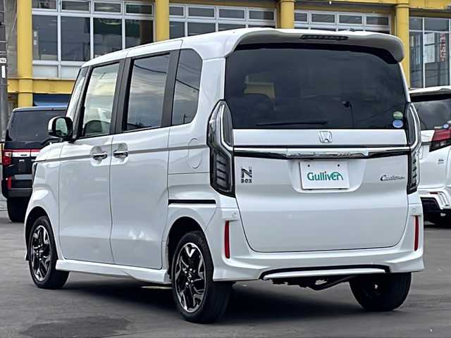 ホンダ Ｎ ＢＯＸ カスタム G L ターボ ホンダセンシング 道北・旭川 2020(令2)年 3.2万km プラチナホワイトパール ・4WD/・禁煙車/・純正メモリナビ/ CD/DVD/SD/MSV/フルセグ/・両側パワースライドドア /・バックカメラ/・ホンダセンシング/・衝突軽減ブレーキ/・レーンキープ /・レーダークルーズコントロール/・踏み間違い防止/・純正エンジンスターター /・ビルトインETC/・ハーフレザーシート/・シートヒーター /・ミラーヒーター/・オートライト/・LEDヘッドライト/・フォグライト/・プッシュスタート/・スペアキー