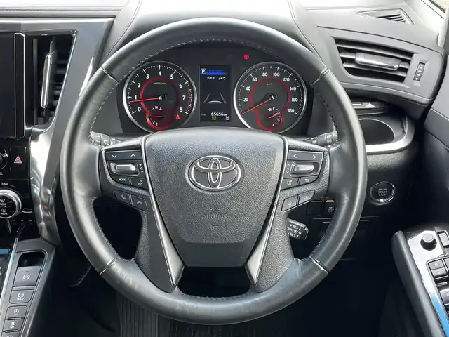 トヨタ ヴェルファイア Z 道央・札幌 2020(令2)年 6.6万km グラファイトM ４WD/寒冷地仕様/純正ディスプレイオーディオ/AM/FM/BT/フルセグ/トヨタセーフティセンス/プリクラッシュセーフティ/横滑り防止装置/レーダークルーズコントロール/レーンキープアシスト/クリアランスソナー/パーキングサポートブレーキ/ロードサインアシスト/バックカメラ/ビルトインETC/ドライブレコーダー/アイドリングストップ/ECOMODE/ワイパーデアイサー/ワイパーデアイサー/両側パワースライドドア/２列目オットマン/レザー調シートカバー/革巻きステアリング/ステアリングリモコン/電動パーキング/ブレーキホールド/MTモード付AT/プッシュスタート/スマートキー/LEDヘッドライト/オートライト/オートハイビーム/フォグランプ/電動格納ミラー/ウィンカーミラー/純正フロアマット/ドアバイザー