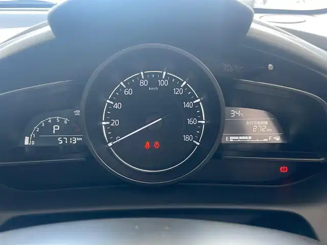 マツダ マツダ２ 15S スマートエディション 島根県 2022(令4)年 0.6万km ポリメタルグレーM 純正ＳＤナビ　/Ｂｌｕｅｔｏｏｔｈ　/バック／全方位カメラ　/衝突軽減ブレーキ　/レーンキープアシスト/アイドリングストップ　/ブラインドスポットモニター　/前後コーナーセンサー　/スマートキー　/プッシュスタート/純正ＬＥＤヘッドライト/社外フロアマット