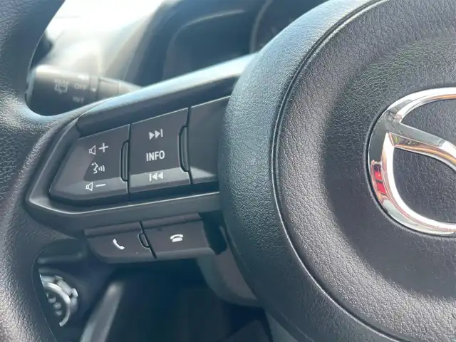 マツダ マツダ２ 15S スマートエディション 島根県 2022(令4)年 0.6万km ポリメタルグレーM 純正ＳＤナビ　/Ｂｌｕｅｔｏｏｔｈ　/バック／全方位カメラ　/衝突軽減ブレーキ　/レーンキープアシスト/アイドリングストップ　/ブラインドスポットモニター　/前後コーナーセンサー　/スマートキー　/プッシュスタート/純正ＬＥＤヘッドライト/社外フロアマット