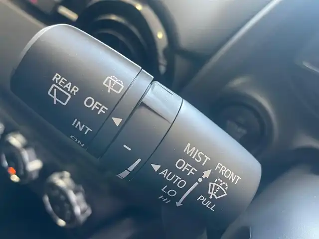 マツダ マツダ２ 15S スマートエディション 島根県 2022(令4)年 0.6万km ポリメタルグレーM 純正ＳＤナビ　/Ｂｌｕｅｔｏｏｔｈ　/バック／全方位カメラ　/衝突軽減ブレーキ　/レーンキープアシスト/アイドリングストップ　/ブラインドスポットモニター　/前後コーナーセンサー　/スマートキー　/プッシュスタート/純正ＬＥＤヘッドライト/社外フロアマット