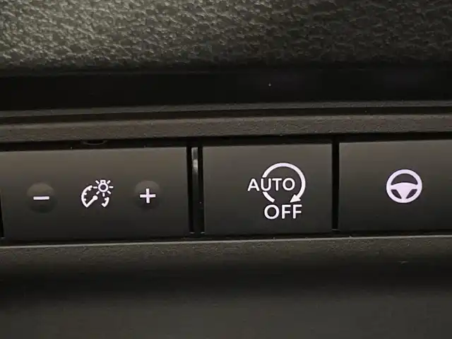 日産 セレナ ハイウェイスター V 福岡県 2024(令6)年 1.7万km ワイン 社外7インチメモリーナビゲーション/フルセグテレビ/全方位モニター/ETC/社外フリップダウンモニター/両側電動スライドドア/ハンズフリーオートスライドドア/プロパイロット/デジタルインナーミラー/ブラインドスポットモニター/LEDヘッドライト/革巻きステアリング/オートライト/オートハイビーム/LEDヘッドライト/スマートキー/プッシュスタートエンジン