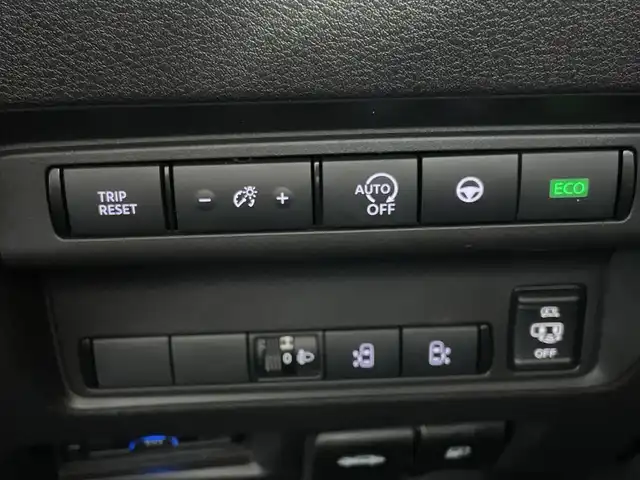 日産 セレナ ハイウェイスター V 福岡県 2024(令6)年 1.7万km ワイン 社外7インチメモリーナビゲーション/フルセグテレビ/全方位モニター/ETC/社外フリップダウンモニター/両側電動スライドドア/ハンズフリーオートスライドドア/プロパイロット/デジタルインナーミラー/ブラインドスポットモニター/LEDヘッドライト/革巻きステアリング/オートライト/オートハイビーム/LEDヘッドライト/スマートキー/プッシュスタートエンジン
