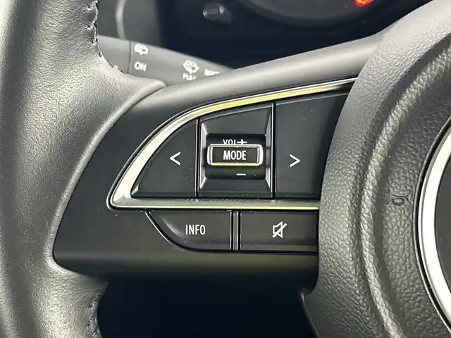 スズキ ジムニー XC 愛知県 2022(令4)年 1.6万km ブルーイッシュブラックパール3 ４WD/ターボ/9インチフローリングナビ/（AM/FM/フルセグTV/Bluetooth/CD/DVD）/スズキセーフティサポート/・衝突軽減ブレーキ/・レーンキープアシスト/・オートマチックハイビーム/・誤発進抑制機能/クルーズコントロール/前後ドライブレコーダー/ETC/ダウンヒルアシスト/アイドリングストップ/純正16インチアルミホイール/LEDヘッドライト/オートライト/ヘッドライトウォッシャー/撥水ファブリックシート/背面タイヤ/シートカバー/横滑り防止機能/スマートキー/プッシュスタート/革巻きステアリング/ステアリングスイッチ