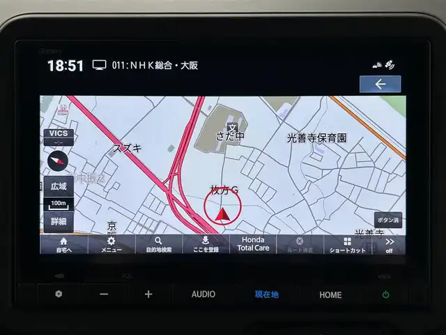 ホンダ Ｎ ＢＯＸ カスタム ターボ 大阪府 2025(令7)年 0.1千km クリスタルブラックパール 届出済未使用車/ホンダセンシング/　・衝突軽減ブレーキ/　・先行車発進お知らせ機能/　・路外逸脱抑制機能/　・標識認識機能/　・誤発進抑制機能/　・車線維持支援システム/純正ディスプレイオーディオ/（Bluetooth/TV）/バックカメラ/両側パワースライドドア/レーダークルーズコントロール/LEDヘッドライト/ハーフレザーシート/シートヒーター/純正15インチアルミホイール/ブラインドスポットモニター/コーナーセンサー/スマートキー
