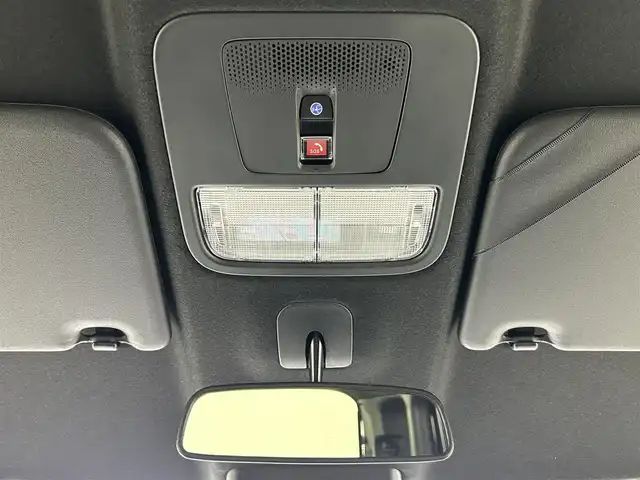 ホンダ Ｎ ＢＯＸ カスタム ターボ 大阪府 2025(令7)年 0.1千km クリスタルブラックパール 届出済未使用車/ホンダセンシング/　・衝突軽減ブレーキ/　・先行車発進お知らせ機能/　・路外逸脱抑制機能/　・標識認識機能/　・誤発進抑制機能/　・車線維持支援システム/純正ディスプレイオーディオ/（Bluetooth/TV）/バックカメラ/両側パワースライドドア/レーダークルーズコントロール/LEDヘッドライト/ハーフレザーシート/シートヒーター/純正15インチアルミホイール/ブラインドスポットモニター/コーナーセンサー/スマートキー