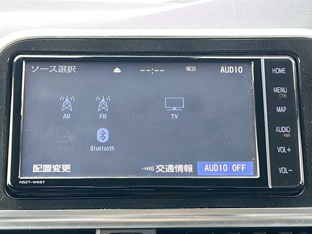 トヨタ シエンタ ファンベースG 三重県 2019(平31)年 4.4万km ホワイトパールクリスタルシャイン 純正ナビ /バックカメラ /スペアキー /トヨタセーフティセンス /USB給電 /LEDヘッドライト /両側パワースライドドア/オートハイビーム /オートライト /TVキャンセラー /レーンキープアシスト /ビルトインETC/純正フロアマット/衝突軽減ブレーキ/電動格納ミラー /禁煙車