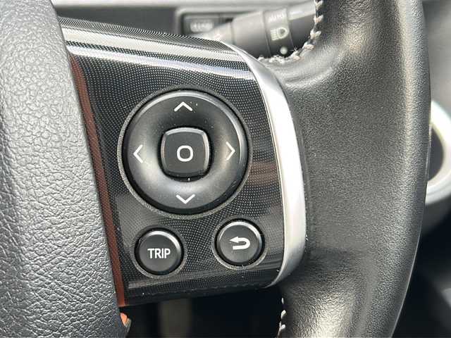トヨタ シエンタ ファンベースG 三重県 2019(平31)年 4.4万km ホワイトパールクリスタルシャイン 純正ナビ /バックカメラ /スペアキー /トヨタセーフティセンス /USB給電 /LEDヘッドライト /両側パワースライドドア/オートハイビーム /オートライト /TVキャンセラー /レーンキープアシスト /ビルトインETC/純正フロアマット/衝突軽減ブレーキ/電動格納ミラー /禁煙車