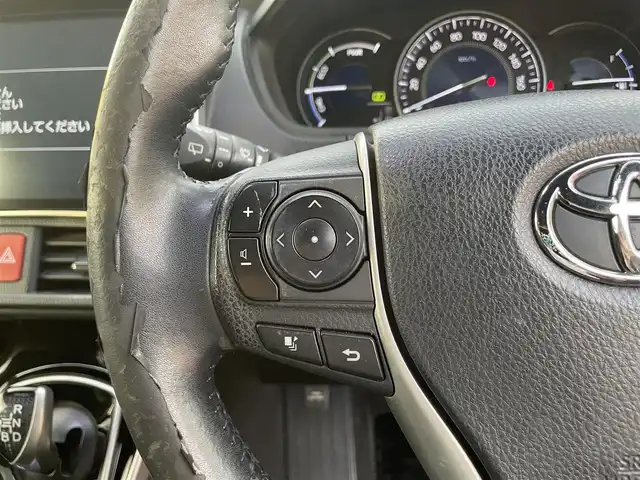 トヨタ エスクァイア ハイブリッド Gi 滋賀県 2017(平29)年 7.5万km ボルドーマイカメタリック 純正10インチナビ/【Bluetooth/CD/DVD/フルセグTV】/純正フリップダウンモニター/バックカメラ/クルーズコントロール/衝突軽減ブレーキ/両側パワースライドドア/レザーシート/D/Nシートヒーター/LEDヘッドライト/オートマチックハイビーム/ビルトインETC2.0/前方ドライブレコーダー/デジタルインナーミラー/プッシュスタート/スマートキー/ステアリングリモコン