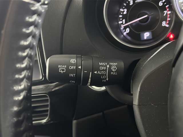 マツダ アテンザ ワゴン 20S 広島県 2014(平26)年 4万km ジェットブラックマイカ 禁煙車/純正ナビ/（Bluetooth/SD/CD/DVD/AUX/フルセグTV)/バックカメラ/前後ドライブレコーダー/ETC/クルーズコントロール/社外19インチアルミホイール/純正フロアマット/トノカバー/ルーフレール/LEDヘッドライト/アダプティブフロントライティングシステム/オートライト/ABS/横滑り防止装置/スペアキー1本/スマートキー/取扱説明書/保証書