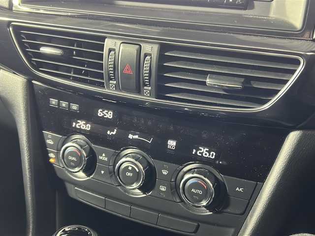 マツダ アテンザ ワゴン 20S 広島県 2014(平26)年 4万km ジェットブラックマイカ 禁煙車/純正ナビ/（Bluetooth/SD/CD/DVD/AUX/フルセグTV)/バックカメラ/前後ドライブレコーダー/ETC/クルーズコントロール/社外19インチアルミホイール/純正フロアマット/トノカバー/ルーフレール/LEDヘッドライト/アダプティブフロントライティングシステム/オートライト/ABS/横滑り防止装置/スペアキー1本/スマートキー/取扱説明書/保証書