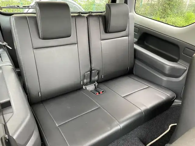 スズキ ジムニー ランドベンチャー 東京都 2018(平30)年 0.4万km ブルーイッシュブラックパール3 ターボ/4WD/社外ナビ（AVICーRZ901）/フルセグテレビ/Bluetooth/CDプレイヤー/ETC/リモコンキー/フォグランプ/ドライブレコーダー（ND-DVR1）/純正16インチアルミホイール