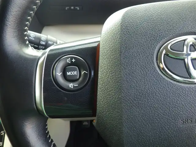 トヨタ シエンタ G 千葉県 2017(平29)年 5.7万km ホワイトパールクリスタルシャイン Toyota Safety Sense/・プリクラッシュセーフティ/・レーンディパーチャーアラート/・オートハイビーム/両側パワースライドドア/純正SDナビ/地デジTV/【DVD/CD再生機能　Bluetooth接続】/バックカメラ/前席シートヒーター/革巻きステアリング/ETC/HIDヘッドライト/ウインカーミラー/クリアランスソナー/スマートキー