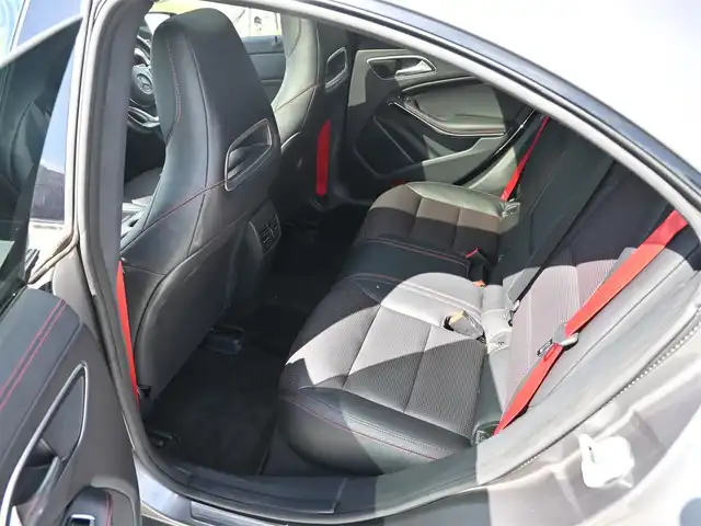 メルセデス・ベンツ ＣＬＡ２５０ シュポルト 4MATIC 千葉県 2016(平28)年 3.4万km マウンテングレー アクティブブレーキアシスト/レーンキープアシスト/ブラインドスポットアシスト/アテンションアシスト/パノラミックスライディングルーフ/ブラックレザーシート/前席パワーシート/harman/kardon/純正HDDナビ/地デジTV/【DVD/CD再生機能　Bluetooth接続】/バックカメラ/ドライブレコーダー/革巻きステアリング/ステアリングスイッチ/パドルシフト/ETC（2.0）/LEDヘッドライト/フォグライト/ウインカーミラー/純正19インチアルミホイル/サイド/カーテンエアバッグ/キーレスゴー