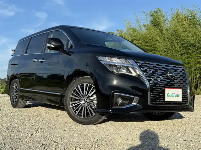 日産 エルグランド 250ハイウェイスターS 兵庫県 2025(令7)年 0.1千km 黒 登録済み未使用車/純正アルミホイール/LEDヘッドライト/オートライト/コーナーセンサー/エマージェンシーブレーキ/ステアリングリモコン/プロパイロット/アラウンドビューモニタ-/BSM/レーダークルコン/レーンキープ/オートハイビーム/両側パワースライドドア/パワーバックドア/ハーフレザーシート/Ｗエアコン