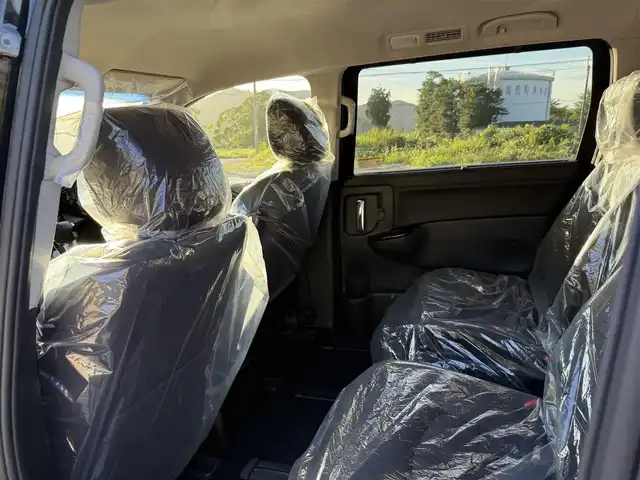 日産 エルグランド 250ハイウェイスターS 兵庫県 2025(令7)年 0.1千km 黒 登録済み未使用車/純正アルミホイール/LEDヘッドライト/オートライト/コーナーセンサー/エマージェンシーブレーキ/ステアリングリモコン/プロパイロット/アラウンドビューモニタ-/BSM/レーダークルコン/レーンキープ/オートハイビーム/両側パワースライドドア/パワーバックドア/ハーフレザーシート/Ｗエアコン