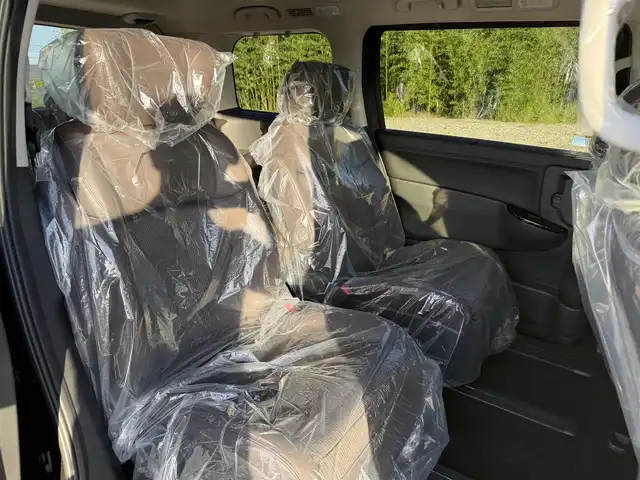 日産 エルグランド 250ハイウェイスターS 兵庫県 2025(令7)年 0.1千km 黒 登録済み未使用車/純正アルミホイール/LEDヘッドライト/オートライト/コーナーセンサー/エマージェンシーブレーキ/ステアリングリモコン/プロパイロット/アラウンドビューモニタ-/BSM/レーダークルコン/レーンキープ/オートハイビーム/両側パワースライドドア/パワーバックドア/ハーフレザーシート/Ｗエアコン