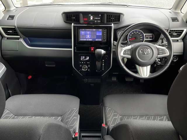 トヨタ ルーミー カスタムG S 岐阜県 2017(平29)年 0.7万km ブライトシルバーM 禁煙車/AM/FM/CD/SD/BT/純正ナビ/ワンセグTV/クルーズコントロール/衝突軽減ブレーキ/両側パワースライドドア/アイドリングストップ/純正アルミホイール/純正フロアマット/ドアバイザー/プッシュスタート/オートライト/オートハイビーム/電動格納ミラー/スマートキー/スペアキー