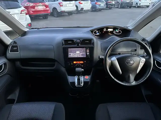 日産 セレナ ハイウェイスター 道北・旭川 2014(平26)年 8.7万km オーロラモーヴ (株)IDOMが運営する【じしゃロン旭川店】の自社ローン専用車両になります。こちらは現金またはオートローンご利用時の価格です。自社ローンご希望の方は別途その旨お申付け下さい/　/・純正ナビ(CD/DVD/BT/SD/フルセグ)/・バックカメラ/・ETC/・両側パワースライドドア/・クルーズコントロール/・電動格納ウィンカーミラー/・オートライト/・プッシュスタート/・スマートキー２個/・フォグランプ/・現車装着サマータイヤ 純正AW205/60R15/・取扱説明書