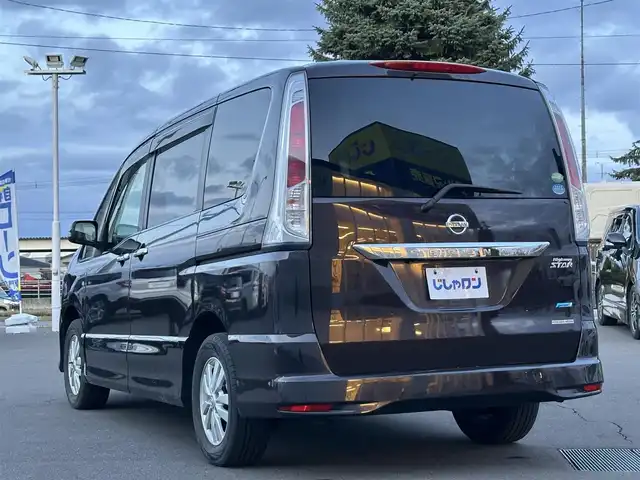 日産 セレナ ハイウェイスター 道北・旭川 2014(平26)年 8.7万km オーロラモーヴ (株)IDOMが運営する【じしゃロン旭川店】の自社ローン専用車両になります。こちらは現金またはオートローンご利用時の価格です。自社ローンご希望の方は別途その旨お申付け下さい/　/・純正ナビ(CD/DVD/BT/SD/フルセグ)/・バックカメラ/・ETC/・両側パワースライドドア/・クルーズコントロール/・電動格納ウィンカーミラー/・オートライト/・プッシュスタート/・スマートキー２個/・フォグランプ/・現車装着サマータイヤ 純正AW205/60R15/・取扱説明書