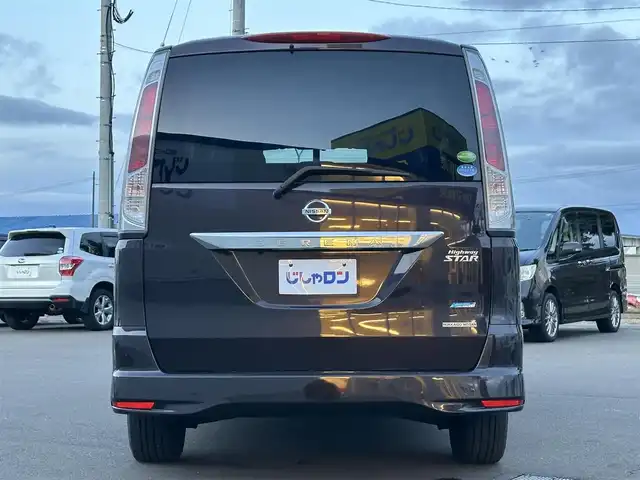 日産 セレナ ハイウェイスター 道北・旭川 2014(平26)年 8.7万km オーロラモーヴ (株)IDOMが運営する【じしゃロン旭川店】の自社ローン専用車両になります。こちらは現金またはオートローンご利用時の価格です。自社ローンご希望の方は別途その旨お申付け下さい/　/・純正ナビ(CD/DVD/BT/SD/フルセグ)/・バックカメラ/・ETC/・両側パワースライドドア/・クルーズコントロール/・電動格納ウィンカーミラー/・オートライト/・プッシュスタート/・スマートキー２個/・フォグランプ/・現車装着サマータイヤ 純正AW205/60R15/・取扱説明書