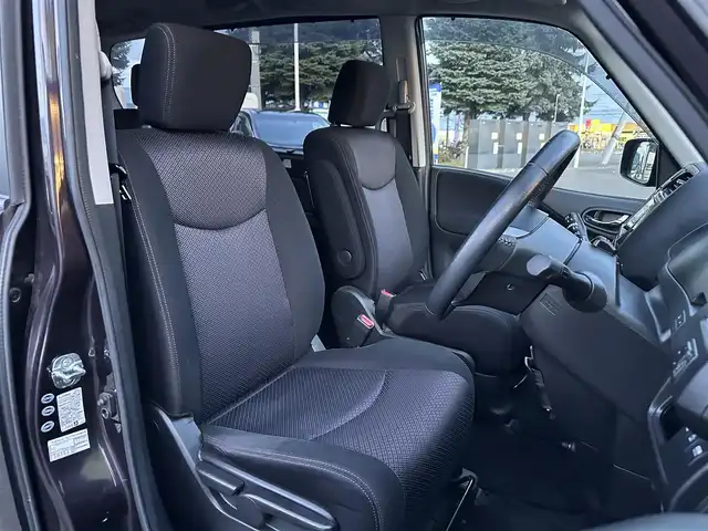 日産 セレナ ハイウェイスター 道北・旭川 2014(平26)年 8.7万km オーロラモーヴ (株)IDOMが運営する【じしゃロン旭川店】の自社ローン専用車両になります。こちらは現金またはオートローンご利用時の価格です。自社ローンご希望の方は別途その旨お申付け下さい/　/・純正ナビ(CD/DVD/BT/SD/フルセグ)/・バックカメラ/・ETC/・両側パワースライドドア/・クルーズコントロール/・電動格納ウィンカーミラー/・オートライト/・プッシュスタート/・スマートキー２個/・フォグランプ/・現車装着サマータイヤ 純正AW205/60R15/・取扱説明書