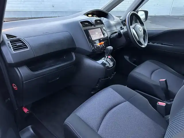 日産 セレナ ハイウェイスター 道北・旭川 2014(平26)年 8.7万km オーロラモーヴ (株)IDOMが運営する【じしゃロン旭川店】の自社ローン専用車両になります。こちらは現金またはオートローンご利用時の価格です。自社ローンご希望の方は別途その旨お申付け下さい/　/・純正ナビ(CD/DVD/BT/SD/フルセグ)/・バックカメラ/・ETC/・両側パワースライドドア/・クルーズコントロール/・電動格納ウィンカーミラー/・オートライト/・プッシュスタート/・スマートキー２個/・フォグランプ/・現車装着サマータイヤ 純正AW205/60R15/・取扱説明書