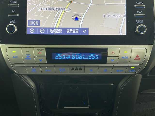 トヨタ ランドクルーザー プラド TX Lパッケージ ブラックED 秋田県 2020(令2)年 1.6万km ホワイトパールクリスタルシャイン ４WD/ワンオーナー　/純正メーカーＯＰナビ【AM/FM/BT】　/パノラミックビューモニター/ＥＴＣ2.0/レザーシート　/ＬＥＤヘッドライト　/運転席パワーシート　/前後ドライブレコーダー　/衝突被害軽減システム　/フルセグＴＶ　/バックカメラ　/横滑り防止装置/オートエアコン/USBポート/クリアランスソナー/レーンキープアシスト/オートマチックハイビーム/オートライト/プッシュスタート/電格ミラー/純正AW/純正フロアマット/革巻きステアリング/レーダークルーズコントロール/ルーフレール/ウィンカーミラー/フォグライト