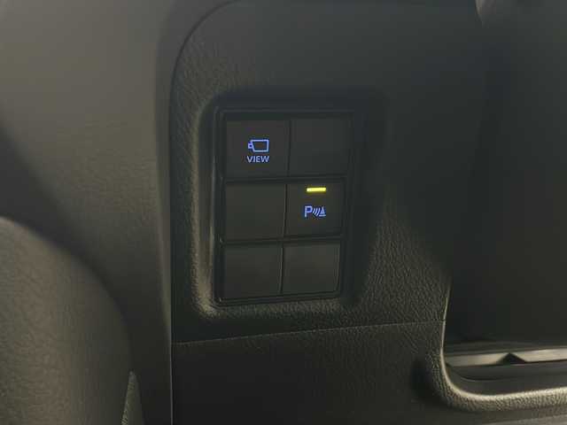 トヨタ ランドクルーザー プラド TX Lパッケージ ブラックED 秋田県 2020(令2)年 1.6万km ホワイトパールクリスタルシャイン ４WD/ワンオーナー　/純正メーカーＯＰナビ【AM/FM/BT】　/パノラミックビューモニター/ＥＴＣ2.0/レザーシート　/ＬＥＤヘッドライト　/運転席パワーシート　/前後ドライブレコーダー　/衝突被害軽減システム　/フルセグＴＶ　/バックカメラ　/横滑り防止装置/オートエアコン/USBポート/クリアランスソナー/レーンキープアシスト/オートマチックハイビーム/オートライト/プッシュスタート/電格ミラー/純正AW/純正フロアマット/革巻きステアリング/レーダークルーズコントロール/ルーフレール/ウィンカーミラー/フォグライト