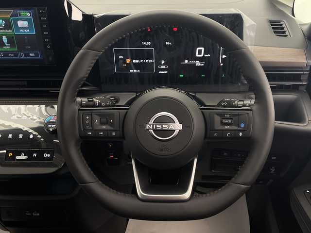 日産 セレナ e－パワー ハイウェイスター V 宮崎県 2023(令5)年 0.1千km ダイヤモンドブラック 禁煙車/エマージェンシーブレーキ/純正9型ディスプレイオーディオ/（MM223D-Le/AppleCarPlay/Bluetooth/FMAM/USB/HDMI）/純正ビルトイン2.0ETC/純正前後ドライブレコーダー/純正OP/フロントリップスポイラー/（フロントダイナミックパック）/純正16インチアルミ/純正LEDオートライト/純正LEDフォグ/ハンズフリー両側電動スライドドア/アラウンドビューモニター/プロパイロット/ブラインドスポットモニター/パーキングアシスト/デジタルインナーミラー/電子パーキング/オートホールド/撥水シート/デュアルオートエアコン/インテリジェントキー/プッシュエンジンスタート/新車時保証書/取扱い説明書