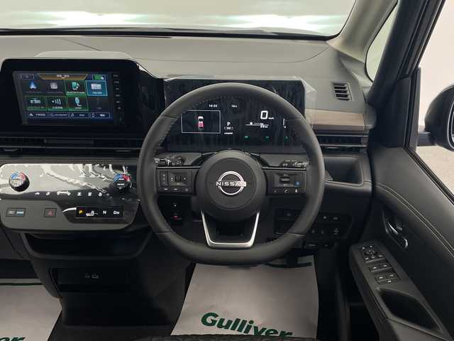 日産 セレナ e－パワー ハイウェイスター V 宮崎県 2023(令5)年 0.1千km ダイヤモンドブラック 禁煙車/エマージェンシーブレーキ/純正9型ディスプレイオーディオ/（MM223D-Le/AppleCarPlay/Bluetooth/FMAM/USB/HDMI）/純正ビルトイン2.0ETC/純正前後ドライブレコーダー/純正OP/フロントリップスポイラー/（フロントダイナミックパック）/純正16インチアルミ/純正LEDオートライト/純正LEDフォグ/ハンズフリー両側電動スライドドア/アラウンドビューモニター/プロパイロット/ブラインドスポットモニター/パーキングアシスト/デジタルインナーミラー/電子パーキング/オートホールド/撥水シート/デュアルオートエアコン/インテリジェントキー/プッシュエンジンスタート/新車時保証書/取扱い説明書