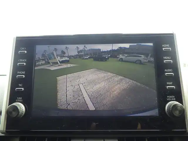 トヨタ ＲＡＶ４ アドベンチャー オフロードPKG 千葉県 2021(令3)年 5.6万km アティチュードブラックマイカ Toyota Safety Sense/・プリクラッシュセーフティ/・レーンディパーチャーアラート/・オートハイビーム/・レーダークルーズコントロール/パワーバックドア/運転席パワーシート/前席エアシート/シートヒーター/ディスプレイオーディオ/純正地デジTV/【Bluetooth接続】/バックカメラ/ドライブレコーダー（前後撮影）/革巻きステアリング/ステアリングヒーター/ステアリングスイッチ/ETC/LEDヘッドライト/フォグライト/ウインカーミラー/クリアランスソナー/純正18インチアルミホイル/サイド/カーテンエアバッグ/スマートキー