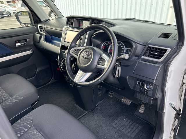 トヨタ ルーミー カスタムG S 愛媛県 2018(平30)年 6万km パールホワイトⅢ 純正ナビ/Bluetooth/CD/DVD/フルセグ/SD/ドライブレコーダー前後/ETC2.0/クルーズコントロール/バックカメラ/全席シートヒーター/両側パワースライドドア/純正フロアマット/フォグランプ/コーナーセンサー/オートLEDヘッドライト/レーンキープアシスト/純正14インチAW