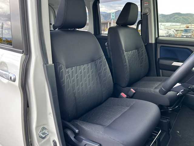 トヨタ ルーミー カスタムG S 愛媛県 2018(平30)年 6万km パールホワイトⅢ 純正ナビ/Bluetooth/CD/DVD/フルセグ/SD/ドライブレコーダー前後/ETC2.0/クルーズコントロール/バックカメラ/全席シートヒーター/両側パワースライドドア/純正フロアマット/フォグランプ/コーナーセンサー/オートLEDヘッドライト/レーンキープアシスト/純正14インチAW