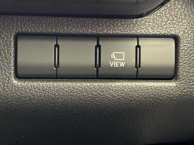 レクサス ＵＸ 250h バージョンC 埼玉県 2022(令4)年 2.5万km ソニッククォーツ レクサスセーフティシステム/純正メーカーナビ/　　CD/DVD/BT/USB/フルセグ/全方位カメラ/パワーバックドア/レーダークルーズコントロール/レーンキープアシスト/LEDヘッドライト/ハーフレザーシート/パワーシート/シートヒーター/ステアリングヒーター/純正17インチアルミホイール/パドルシフト/コーナーセンサー/ETC/スマートキー×2/禁煙車